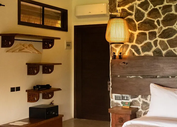 La Joya Farm & Resort *