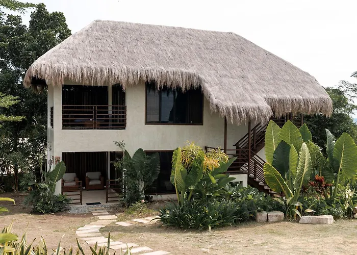 Resort La Joya Farm & *